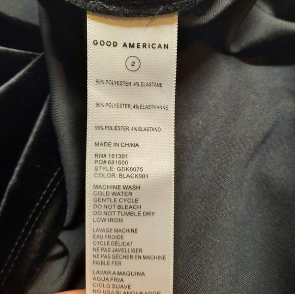 Good American Velvet Deep V Midi Dress Black Quiet Luxury New with Tags Size 2 - Picture 9 of 9